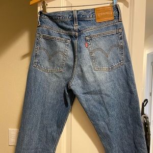 Women’s Levi Jeans Wedgie